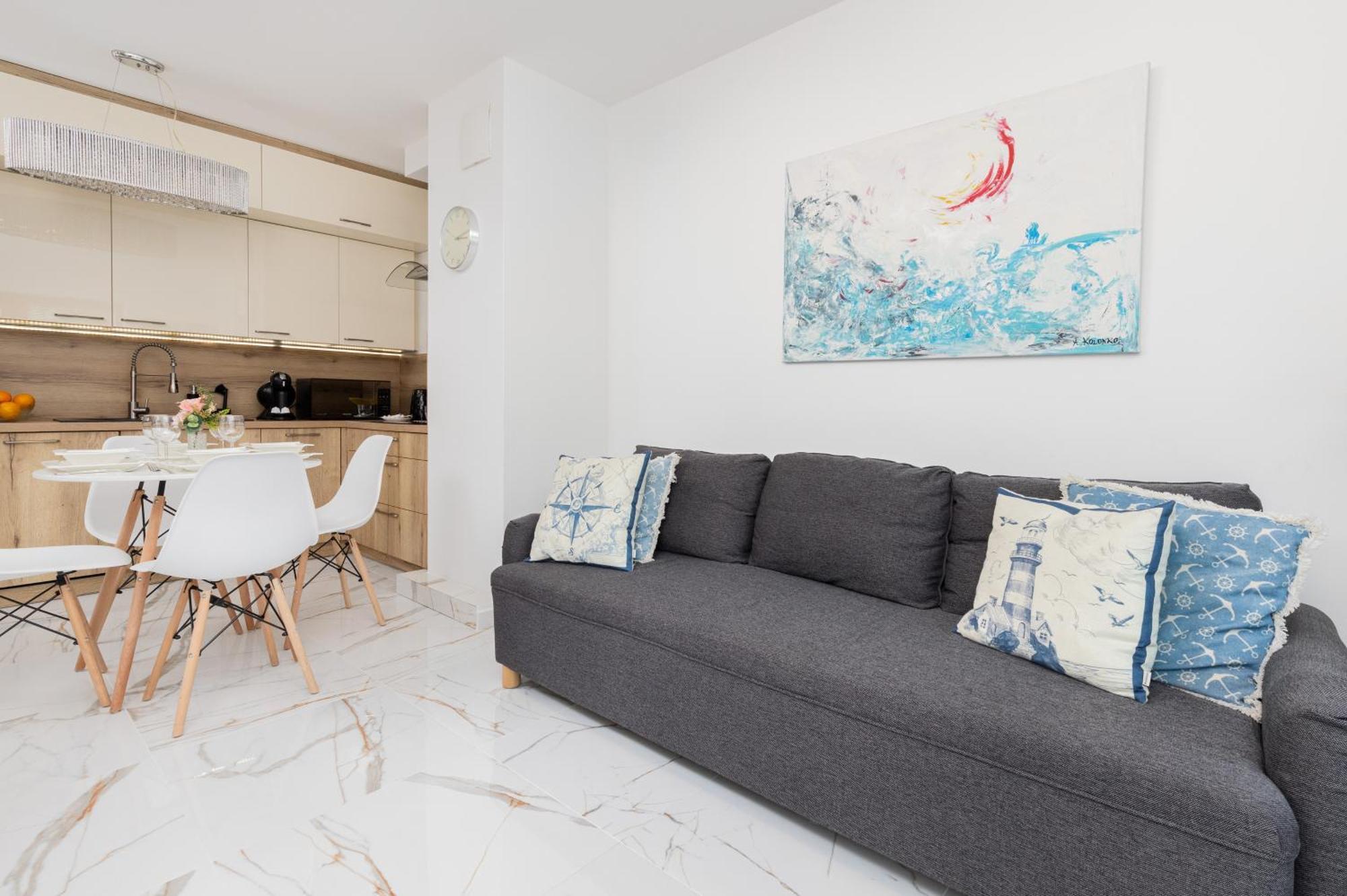 Batorego 7 Apartament With Terrace & Parking Downtown Gdynia By Renters Exterior photo