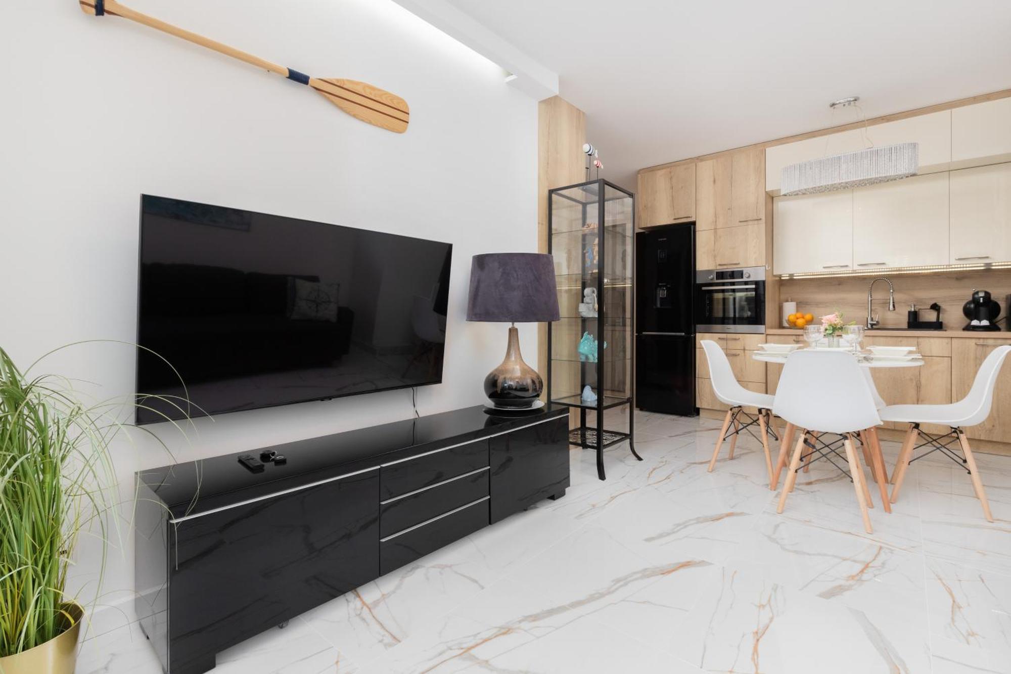 Batorego 7 Apartament With Terrace & Parking Downtown Gdynia By Renters Exterior photo