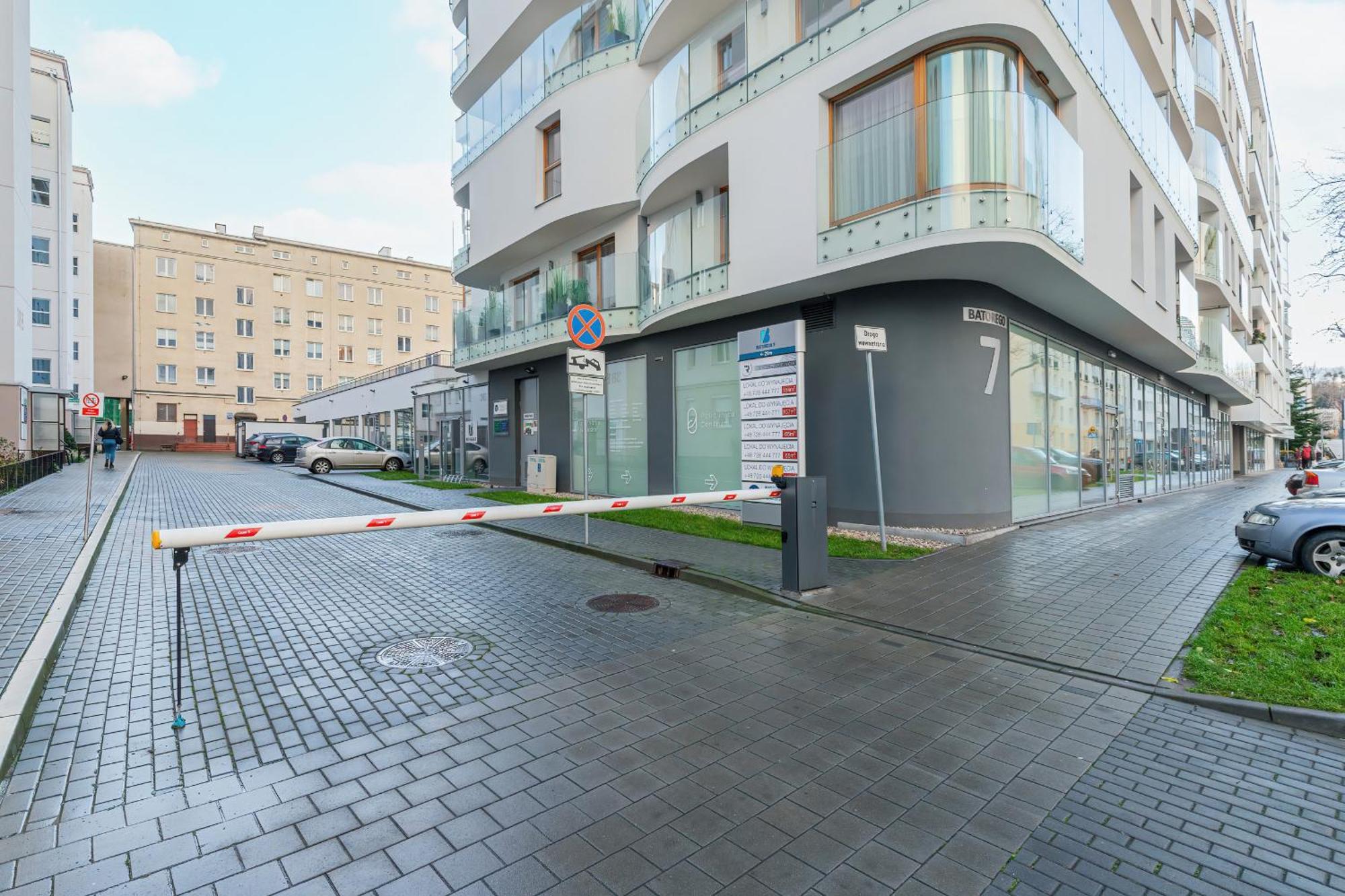 Batorego 7 Apartament With Terrace & Parking Downtown Gdynia By Renters Exterior photo